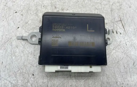 Toyota RAV 4 (XA50) Tailgate/trunk control unit/module 8922242101