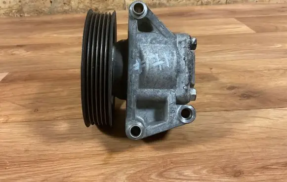 Ford Mondeo MK IV Power steering pump 6G913A696 01294533 B4911041938