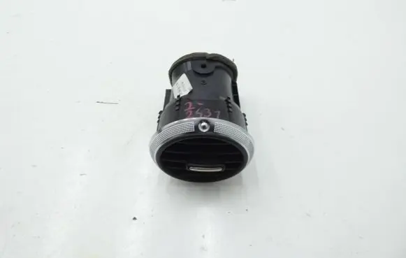Audi A3 S3 A3 Sportback 8P Dashboard side air vent grill/cover trim 8P0820901C