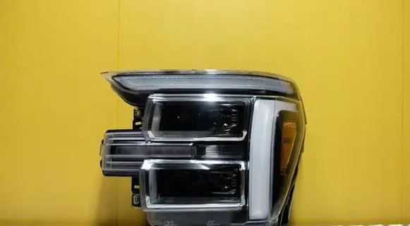 Ford F150 Headlight/headlamp RL39-13E017-B 2456