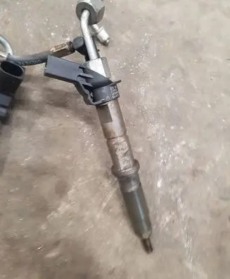 Volkswagen Crafter Fuel injector 076130277 070924 0445115