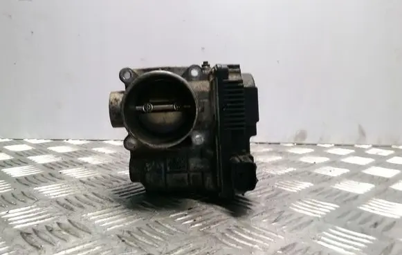 Nissan Almera N16 Electric throttle body valve RME5002 SERA57601
