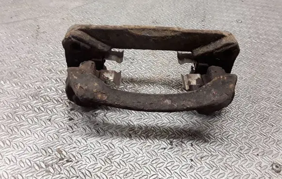 Subaru Forester SH Brake caliper pad carrier rear 