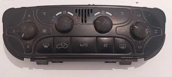 Mercedes-Benz C W203 Climate control unit A2038300785 9140010479 B000853