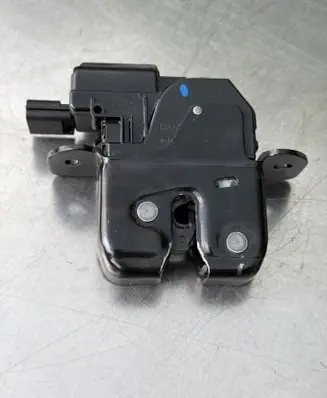 Renault Zoe Tailgate lock latch 905039428R 40557160