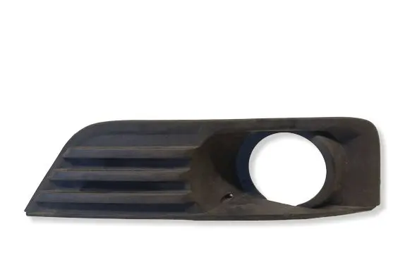 Ford Focus Front fog light trim/grill 4M5119952A