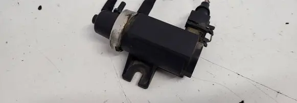 Land Rover Freelander Turbo solenoid valve 2246175 04T0269