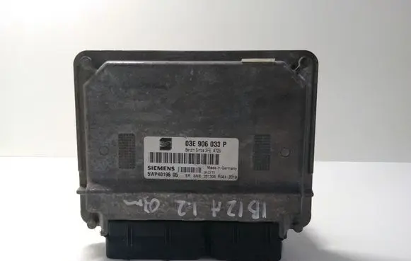 Seat Ibiza III (6L) Engine control unit/module 03E906033P 5WP4019605