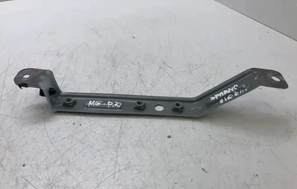 MG MG3 II Fender mounting bracket
