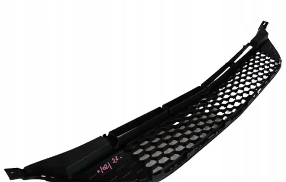 Mercedes-Benz CLA C118 X118 Front bumper lower grill A1778859100