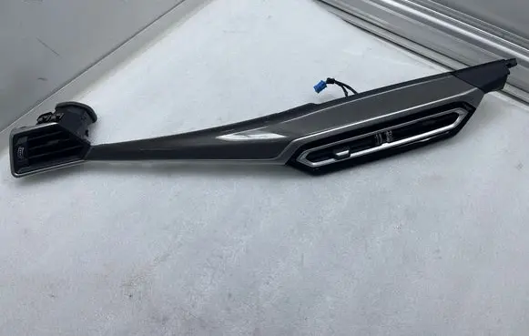 BMW i4 Dashboard side air vent grill/cover trim 16828110 12217000
