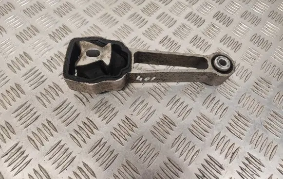 Volvo V60 Engine mount bracket 30793322