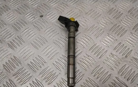 Audi A6 S6 C7 4G Fuel injector 059130277CD