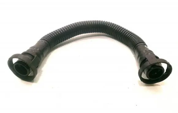 Audi A4 S4 B7 8E 8H Breather hose/pipe O6F103221E