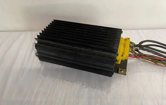 Opel Omega B1 Sound amplifier 90563171 190372001