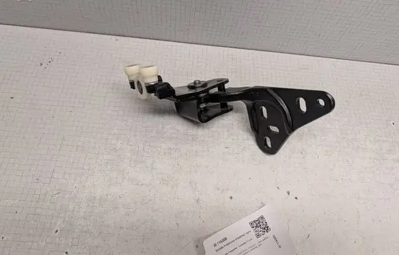 Volkswagen Transporter - Caravelle T7 Sliding door upper roller guide/hinge PZ31V25028AD 24352B112