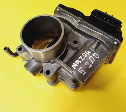 Mazda 5 Throttle body valve RF7J136B0C