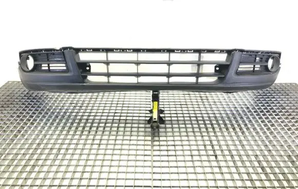 Volkswagen Touran I Front bumper lower grill