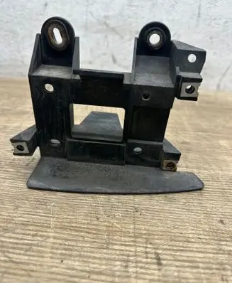 Porsche Macan (95B) Blind spot radar bracket 95B907510A