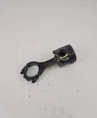 Land Rover Range Rover Sport L494 Piston with connecting rod 204DTA 177KW