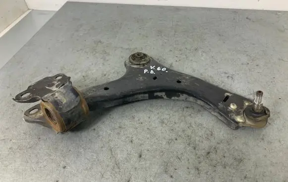 Volvo V60 Front lower control arm/wishbone