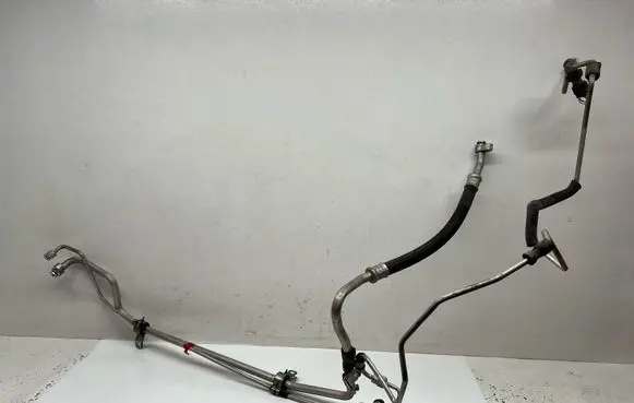 Mitsubishi Pajero Air conditioning (A/C) pipe/hose 