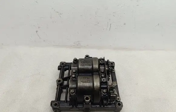 Opel Frontera B Oil pump 573814 AGF4808
