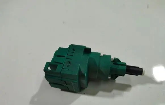 Brake pedal sensor switch