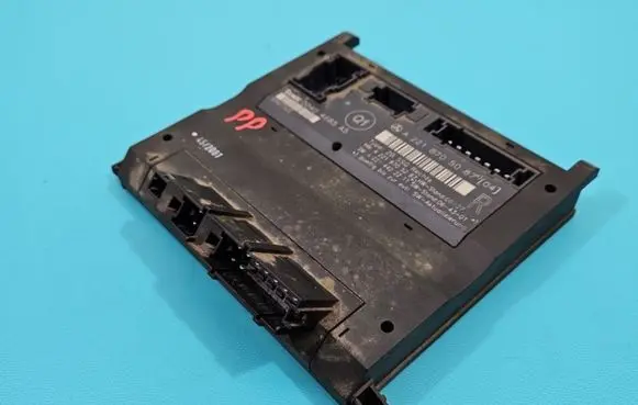 Mercedes-Benz S W221 Central body control module A2218705087 IMPRK1363555
