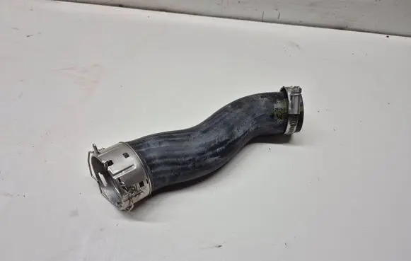 Intercooler hose/pipe