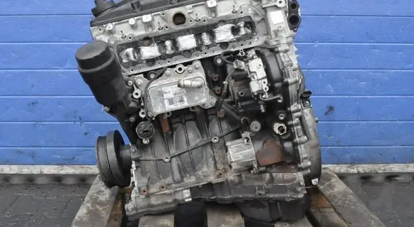 Mercedes-Benz C W204 Engine swap 651913