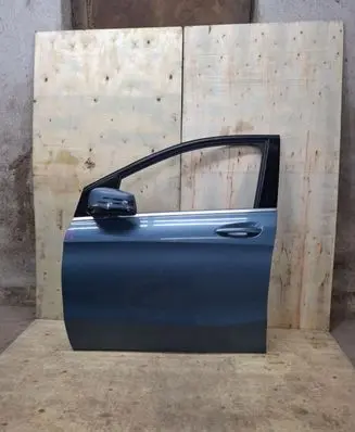 Mercedes-Benz B W246 W242 Front door