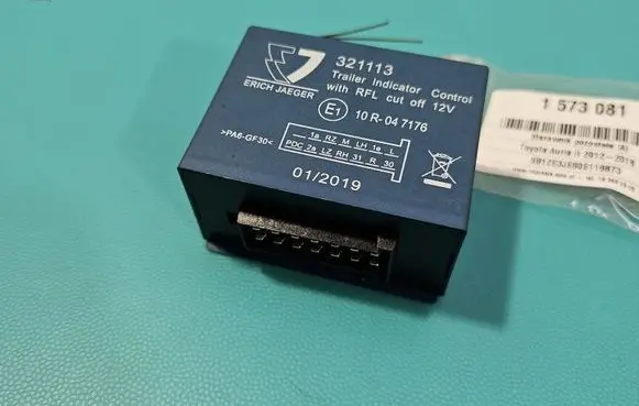 Toyota Auris E180 Central body control module 321113 IMPRK1573081