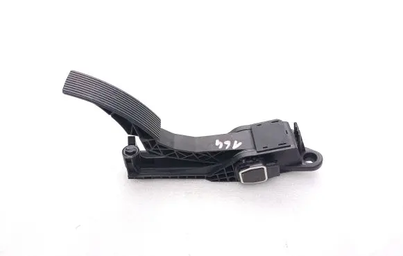 Mercedes-Benz GL X164 Accelerator throttle pedal A1643000004 170310 0313
