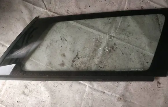 Subaru Legacy Rear side window as2