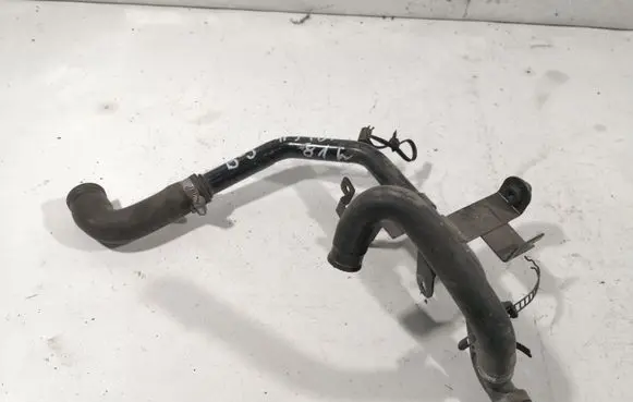 Volkswagen PASSAT B5 Engine coolant pipe/hose 028121065 028121065AC
