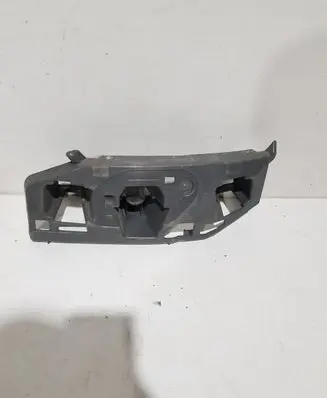 Skoda Kamiq Front bumper mounting bracket 658807055