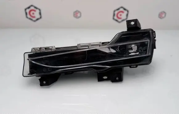 Tesla Model 3 Front fog light 1624797-00-A