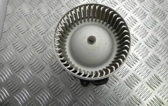 Nissan Pathfinder R51 Heater fan/blower 4NAH19805CD X3044