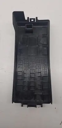 Ford Mustang VI Fuse box cover 6E5T14A003AB
