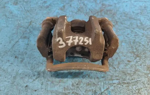 Toyota Venza Front brake caliper 478300T010
