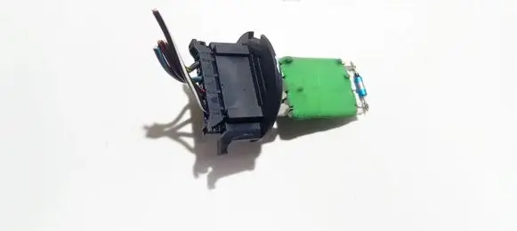 Mitsubishi Colt Heater blower motor/fan resistor r27kr74k