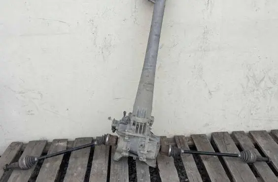 Buick Enclave II Rear differential 84396132