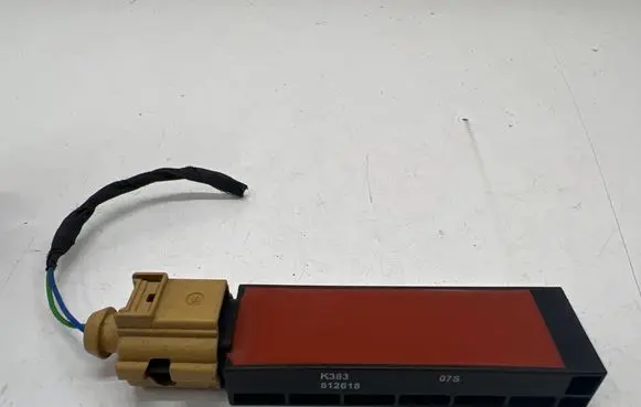Audi A3 S3 8V Keyless system antenna 5Q0962131
