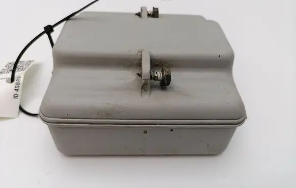 Vacuum air tank