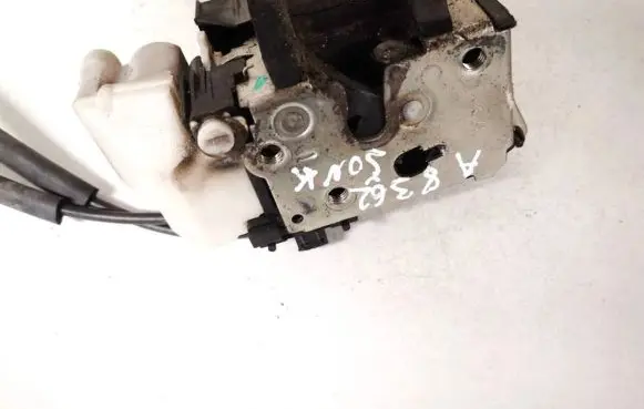 Fiat Doblo Rear door lock