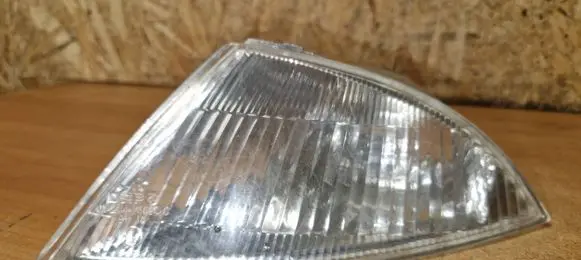 Front indicator light