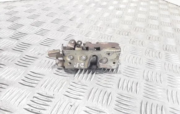 Mercedes-Benz Vito Viano W639 Front door lock 