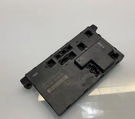 Mercedes-Benz CLS C219 Door control unit/module 2198200626 00005021 A2198200626