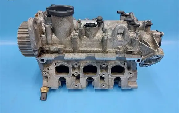 Skoda Octavia Mk3 (5E) Engine head 04C103404L